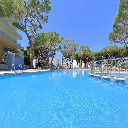 Rentalmar Blue Beach & Pool Salou Exteriör bild