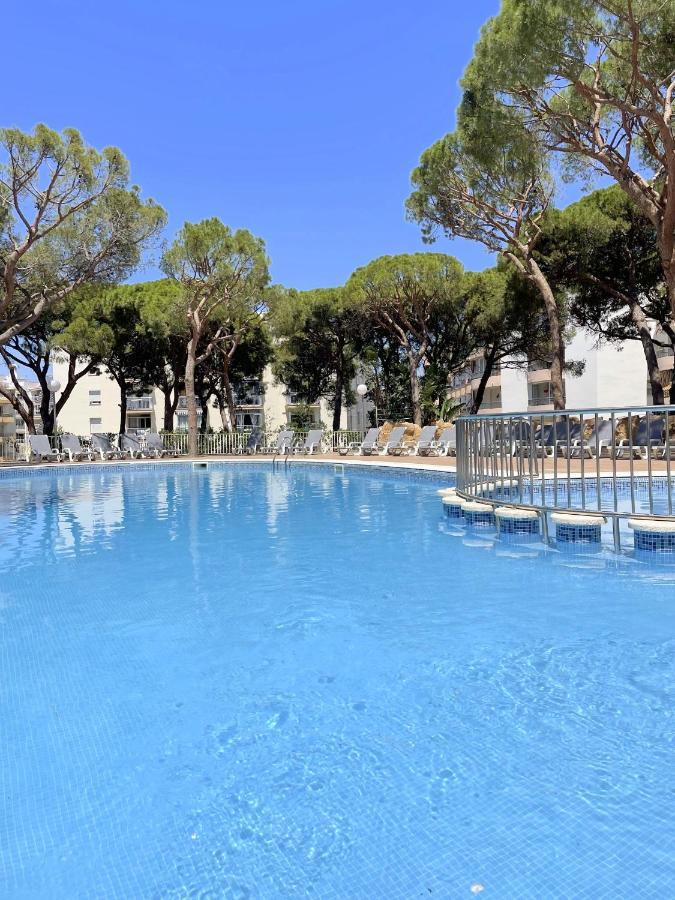 Rentalmar Blue Beach & Pool Salou Exteriör bild